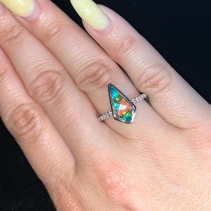 Beautiful Aurora Borealis Inspired Ring ✨
